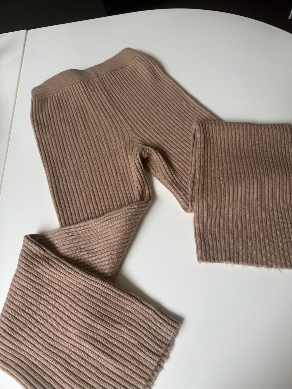Qi Cashmere Ribbed Pants - Picture 5 of 9